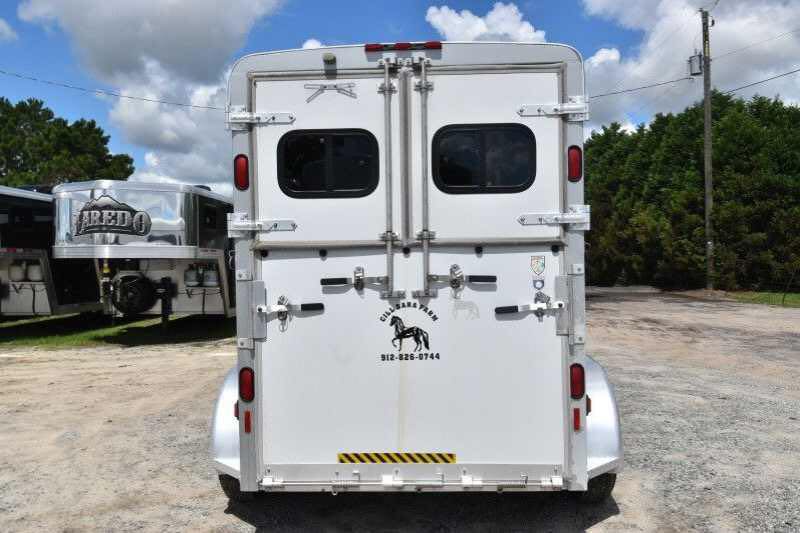 2002 Kiefer Built 2 Horse Bumper Pull - Image 3