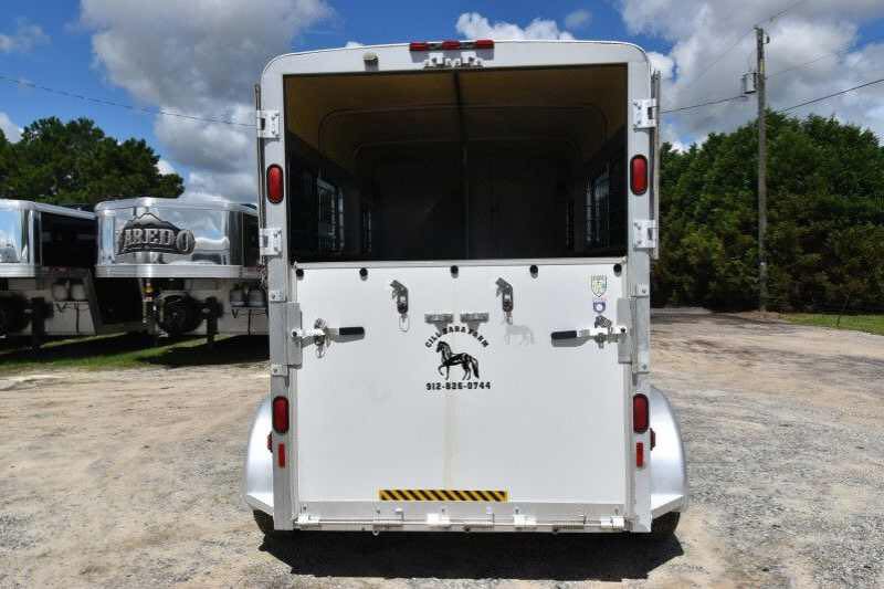 2002 Kiefer Built 2 Horse Bumper Pull - Image 16