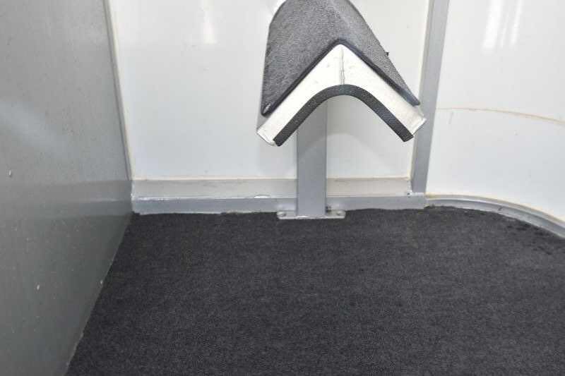 2002 Kiefer Built 2 Horse Bumper Pull - Image 17