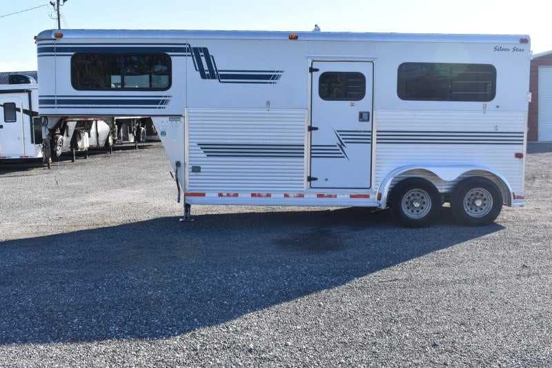 Used 1998 Silver Star 2HGN 2 Horse Trailer with 6′ Short Wall - Image 4