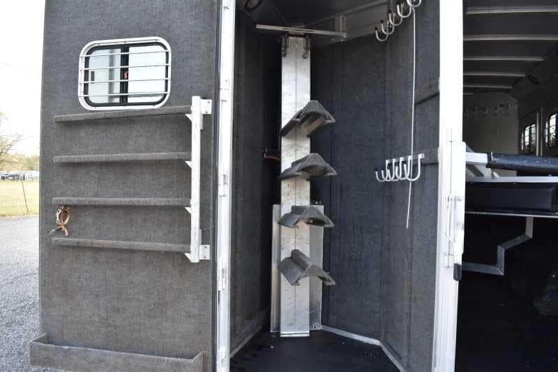 2003 Bloomer 8414LQ 4 Horse Trailer with 14′ Short Wall - Image 28