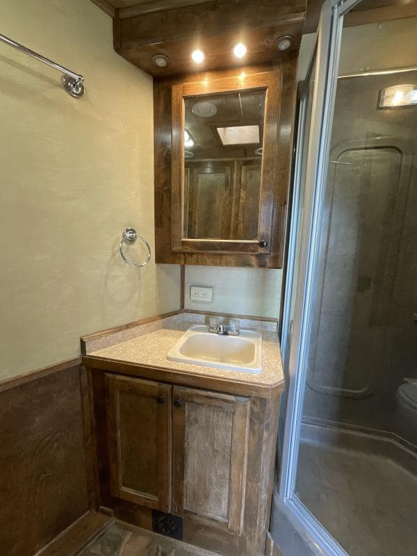 2008 4-Star Trailer 4 horse 12ft Outlaw LQ - Image 50