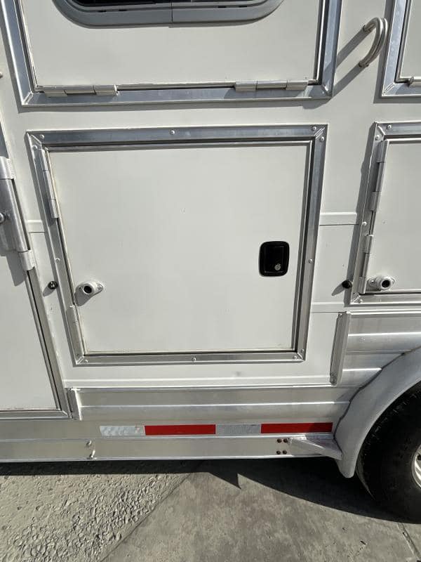 2008 4-Star Trailer 4 horse 12ft Outlaw LQ - Image 16